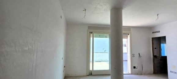 2-Zimmer Penthouse in Alba Adriatica, Italy, Nr. 146656 3