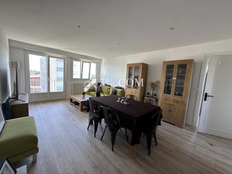 3 chambres Appartement à Valenciennes, France No. 328357