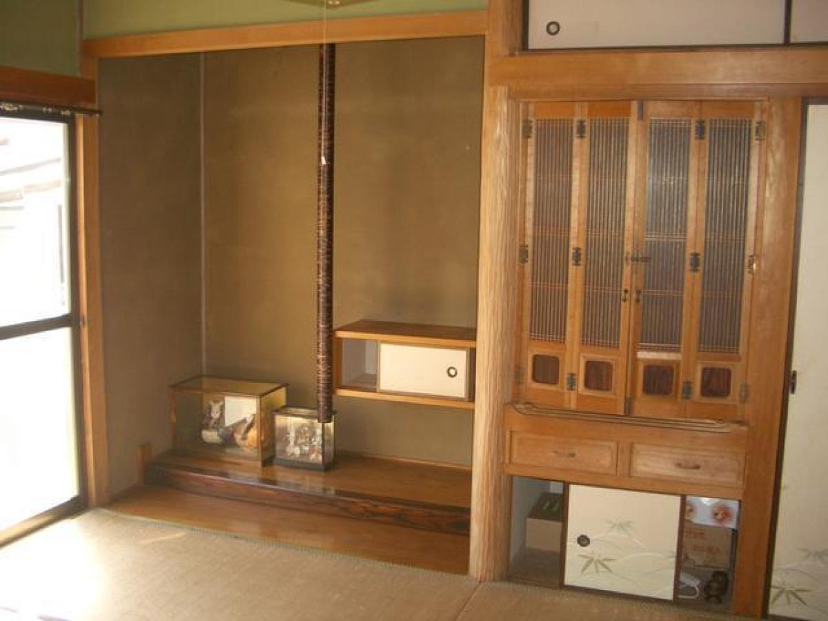 5 bedrooms House in Ehime, Japan No. 1857