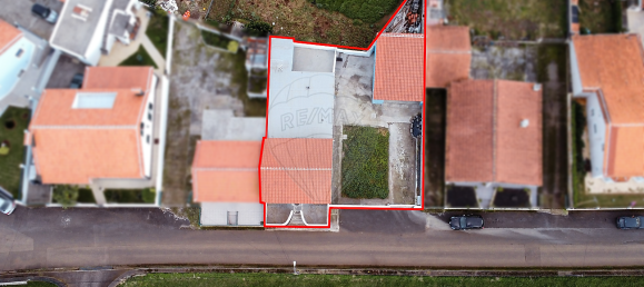 3 bedrooms House in Praia da Vitoria, Portugal No. 16582 3