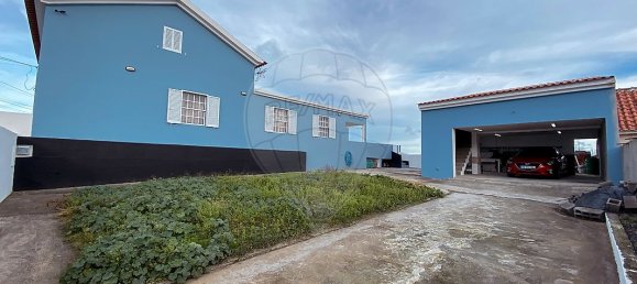 3 bedrooms House in Praia da Vitoria, Portugal No. 16582 22