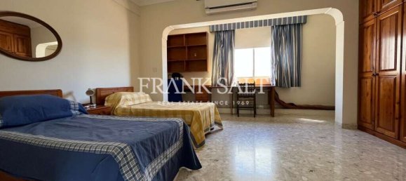 3 bedrooms Apartment in Sliema, Malta No. 3272 12