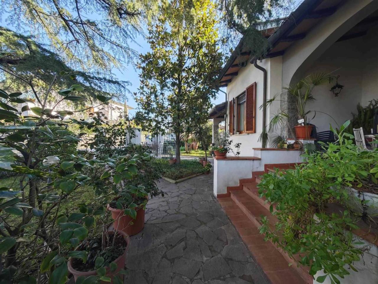 6غرفة فيلا في Poggibonsi, Italy رقم 29022