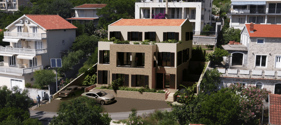 80m² Apartment in Kotor, Montenegro No. 334 4