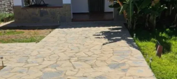 3 bedrooms House in La Linea de la Concepcion, Spain No. 166927 3