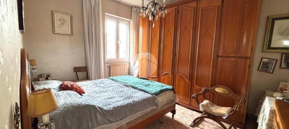 3 rooms Apartment in Rome, Italy No. 233172 9