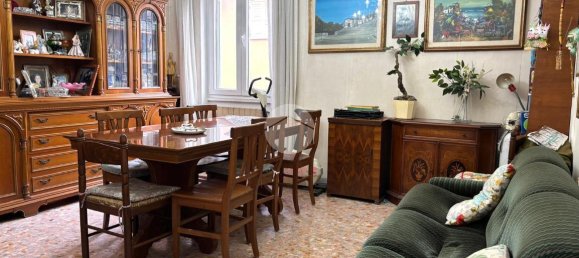 3 rooms Apartment in Rome, Italy No. 233172 3