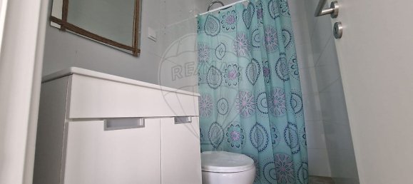 3 Schlafzimmer Haus in Corroios, Portugal, Nr. 22528 32