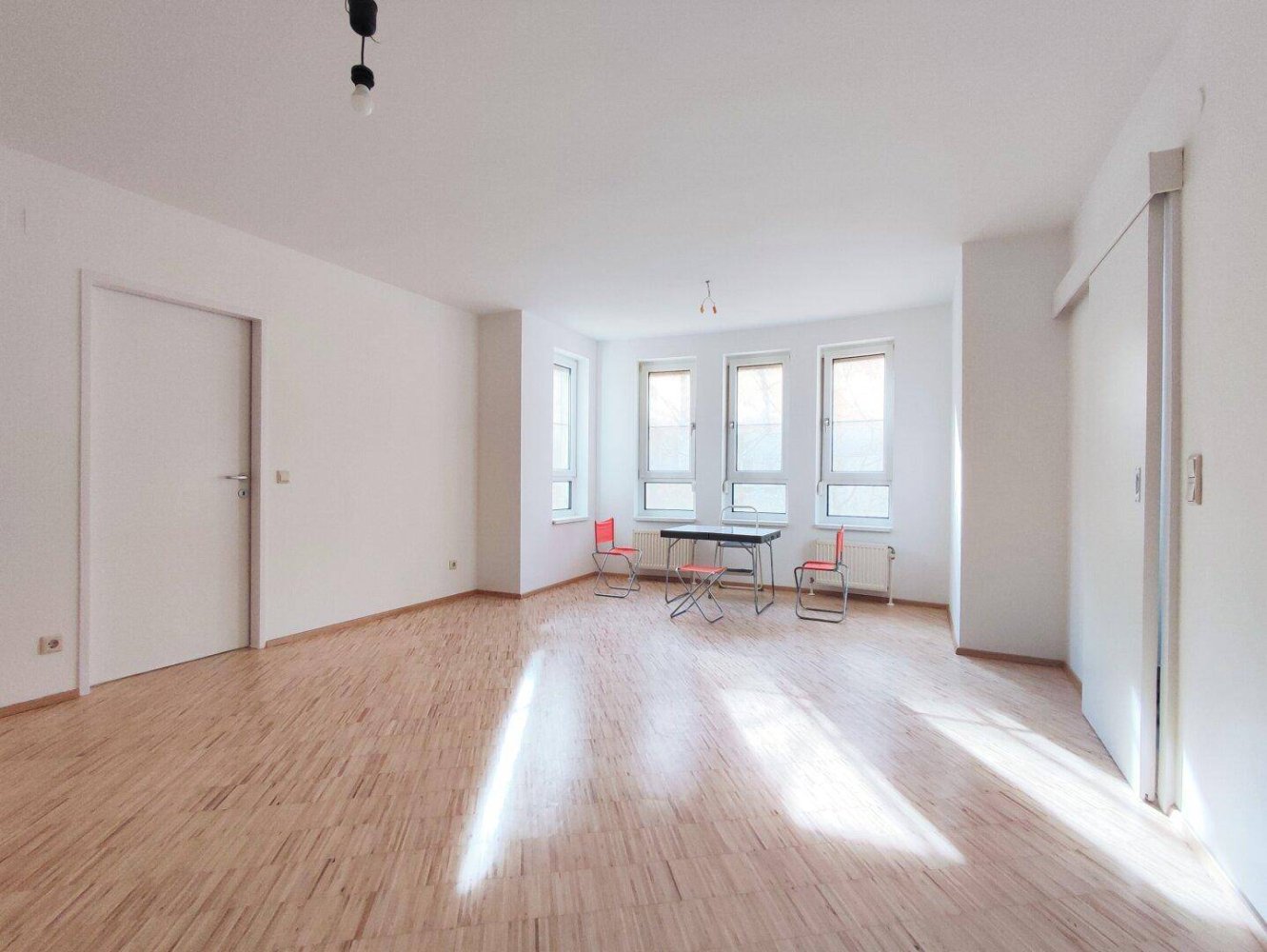 2 rooms Apartment in Hernals, Austria No. 210746