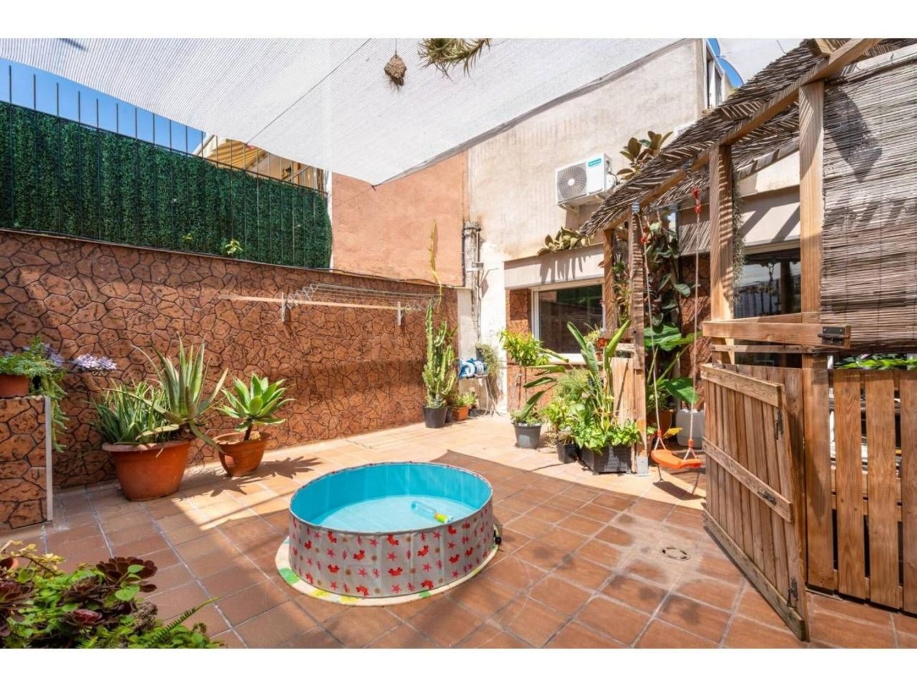 3 غرف نوم منزل في Terrassa, Spain رقم 234616