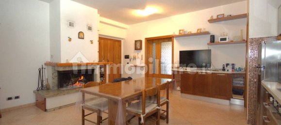 3 bedrooms Apartment in Perugia, Italy No. 51044 11