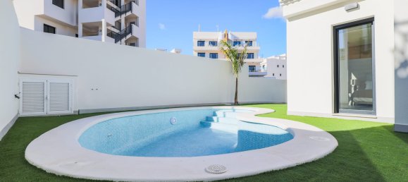 3 Schlafzimmer Villa in Alicante, Spain, Nr. 290950 24