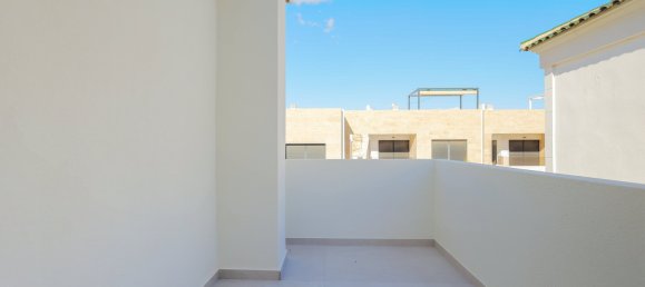 3 Schlafzimmer Villa in Alicante, Spain, Nr. 290950 23