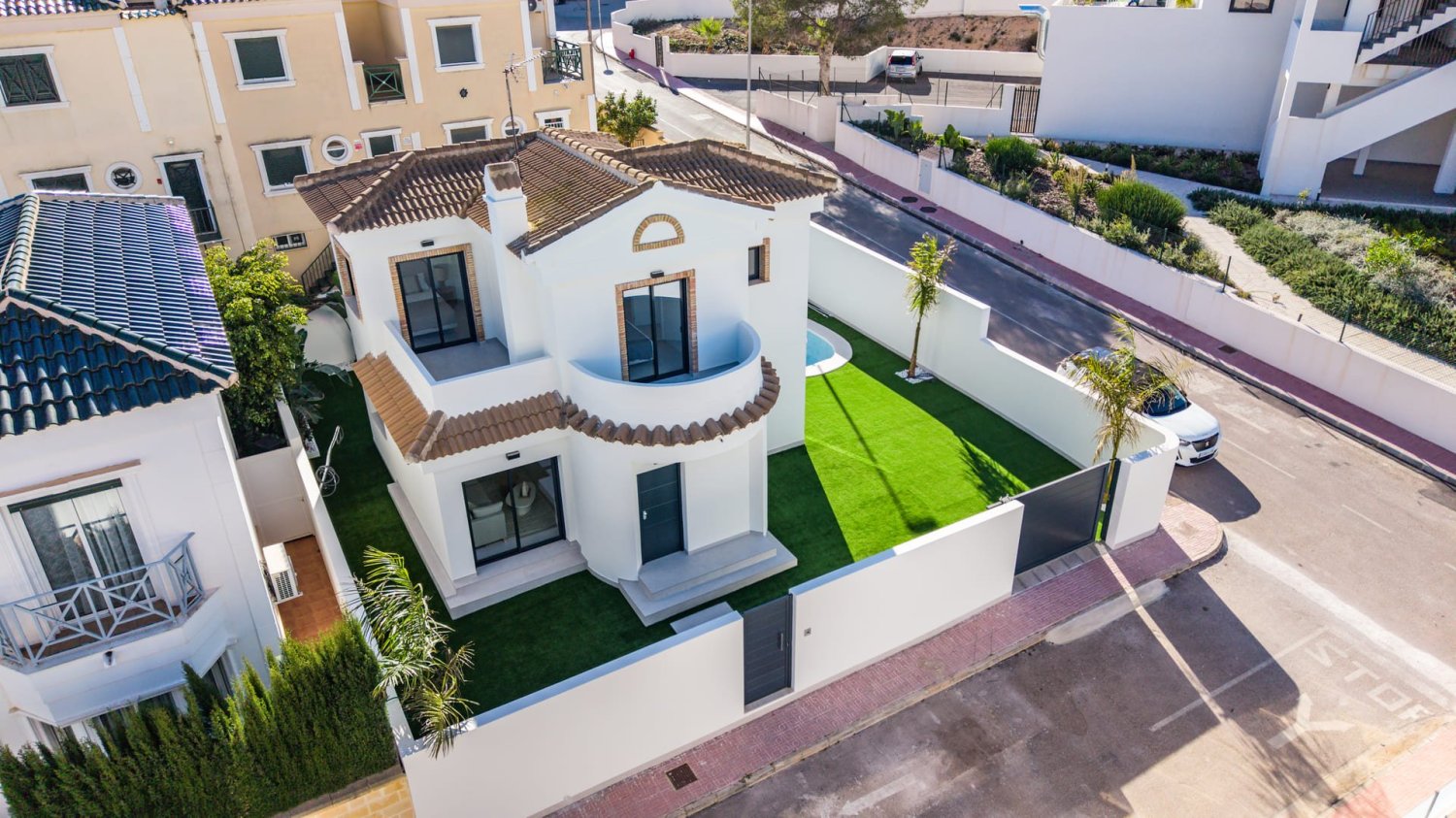 Villa de 3 dormitorios en Alicante, Spain No. 290950