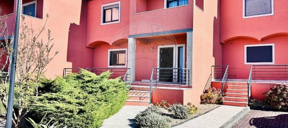 3 bedrooms House in Sesimbra, Portugal No. 18435 45