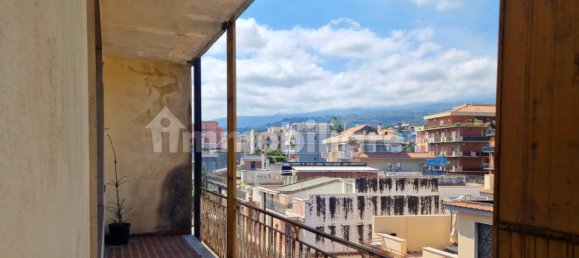 3 bedrooms Apartment in Giarre, Italy No. 374781 4