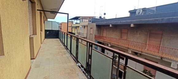 4-salle Appartement à Reggio Calabria, Italy No. 19282 4