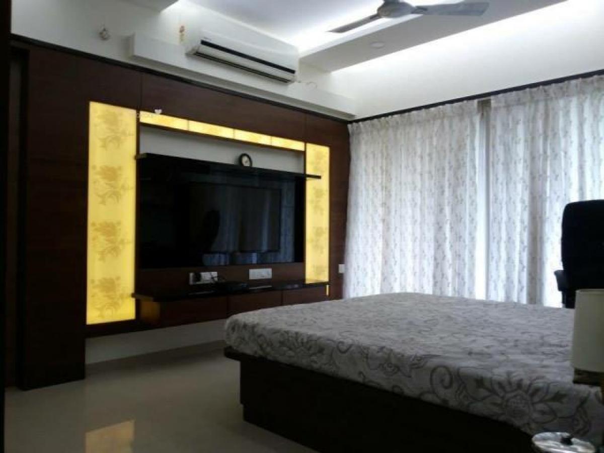 3 bedrooms House in Pune, India No. 46288