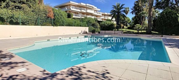 Apartamento de 3 dormitorios en Antibes, France No. 322594 3