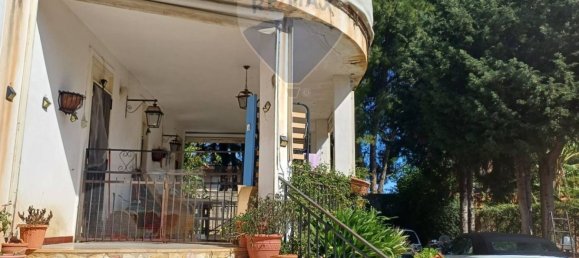 Вилла с 5 спальнями в Палермо, Италия № 45501 2