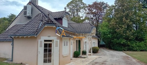 5 Schlafzimmer Villa in Niherne, France, Nr. 274630 3