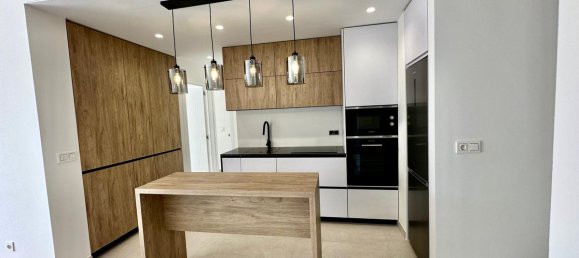 Квартира с 4 спальнями в Мадрид, Испания № 44063 4