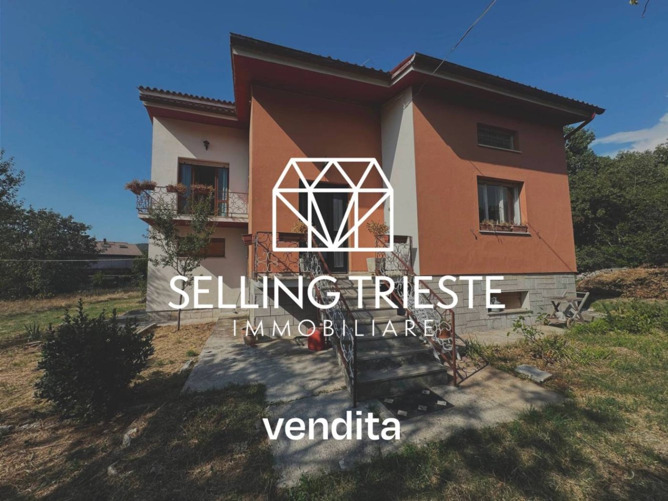 3 bedrooms Villa in Trieste, Italy No. 148033