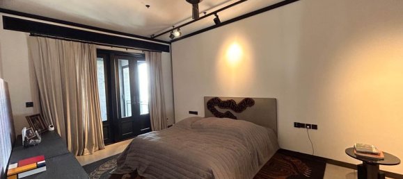 Кондоминиум  с 4 спальнями в Сатхон, Таиланд № 62345 12