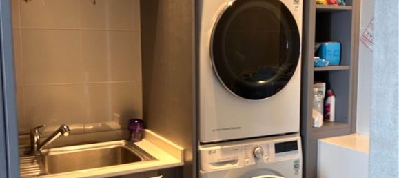 Кондоминиум  с 4 спальнями в Сатхон, Таиланд № 62345 10