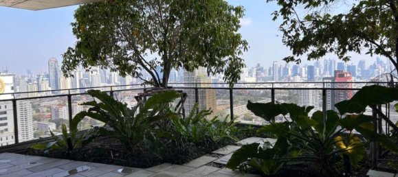 Кондоминиум  с 4 спальнями в Сатхон, Таиланд № 62345 22