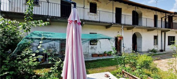 6 rooms House in Cocquio-Trevisago, Italy No. 279432 6