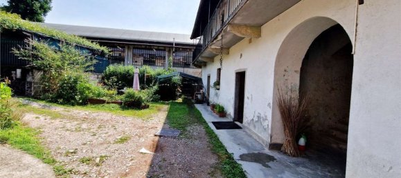 6 rooms House in Cocquio-Trevisago, Italy No. 279432 37