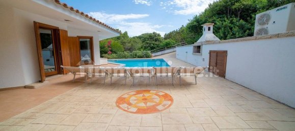 3 bedrooms Villa in Aglientu, Italy No. 123973 4