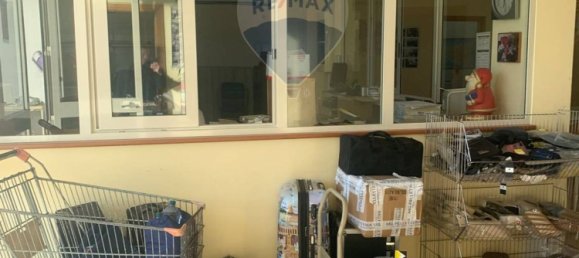 Propriété commerciale à Caltanissetta, Italy 556m² No. 51686 18