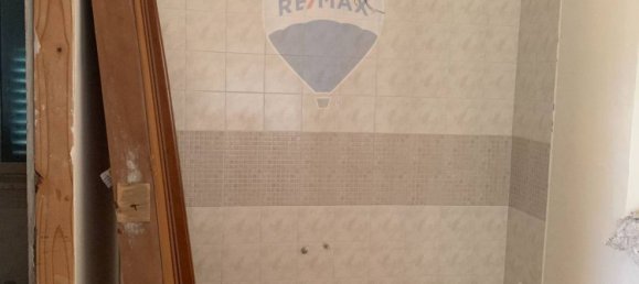 Propriété commerciale à Caltanissetta, Italy 556m² No. 51686 7