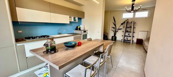 4 rooms Apartment in Scisciano, Italy No. 72060 9