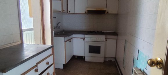 3 Schlafzimmer Wohnung in Lleida, Spain, Nr. 138848 8
