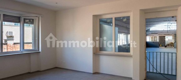 2 rooms Warehouse in Turin, Italy No. 298064 24