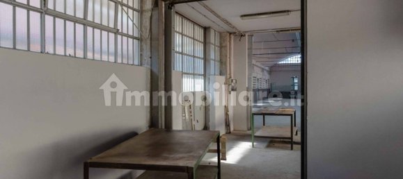 2 rooms Warehouse in Turin, Italy No. 298064 11