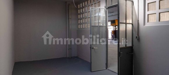 2 rooms Warehouse in Turin, Italy No. 298064 13
