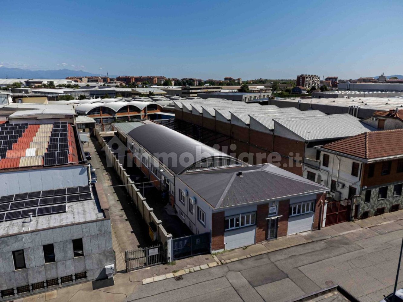 2 rooms Warehouse in Turin, Italy No. 298064