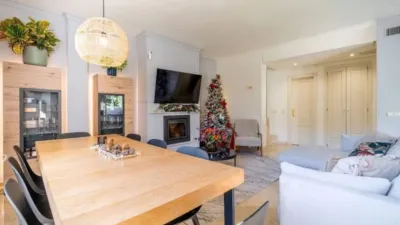 3 Schlafzimmer Doppelhaus in La Quinta, Spain, Nr. 280611