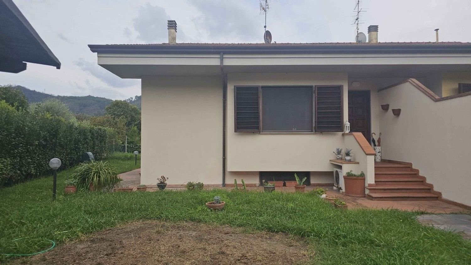 7 Schlafzimmer Villa in Massarosa, Italy, Nr. 401124