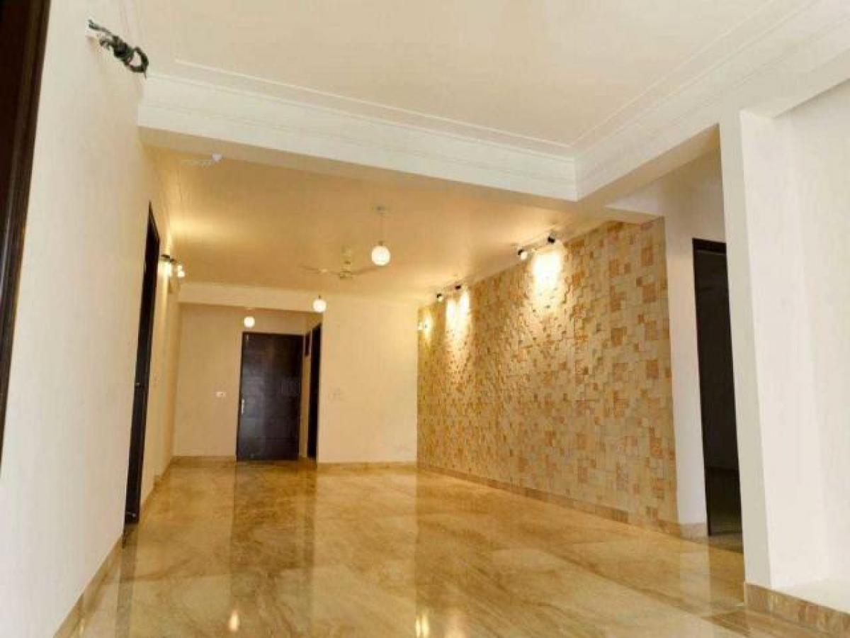 3 bedrooms House in Chandigarh, India No. 27328