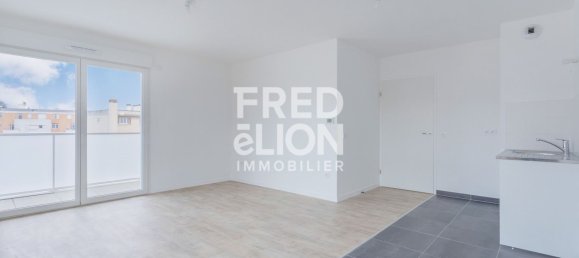 2 bedrooms Apartment in Champigny-sur-Marne, France No. 163150 3