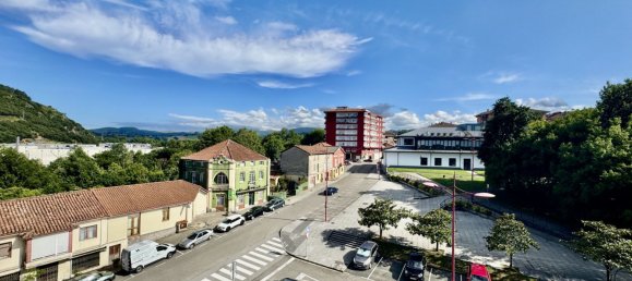 3 bedrooms Apartment in Cantabria, Spain No. 184459 2