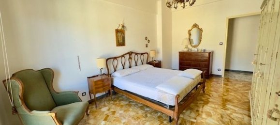 Apartamento de 6 habitaciónes en Genoa, Italy No. 35851 16