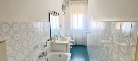 Apartamento de 6 habitaciónes en Genoa, Italy No. 35851 7