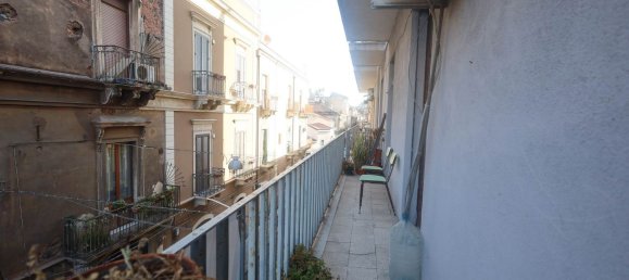 Apartamento de 4 habitaciónes en Catania, Italy No. 286395 12