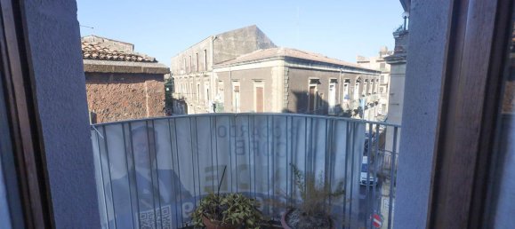 Apartamento de 4 habitaciónes en Catania, Italy No. 286395 22